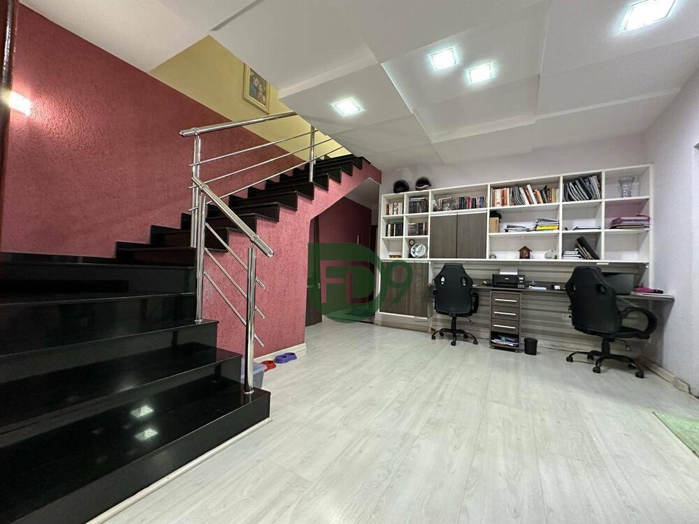 Casa, 2 quartos, 180 m² - Foto 2