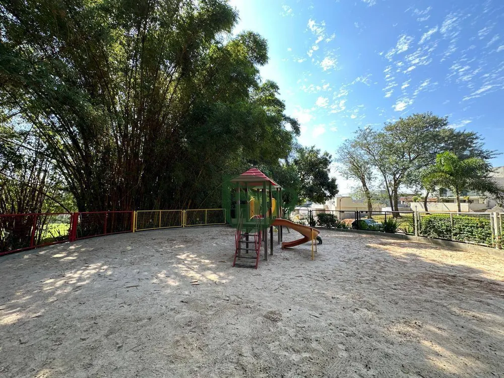 Loteamento e Condomínio, 300 m² - Foto 1