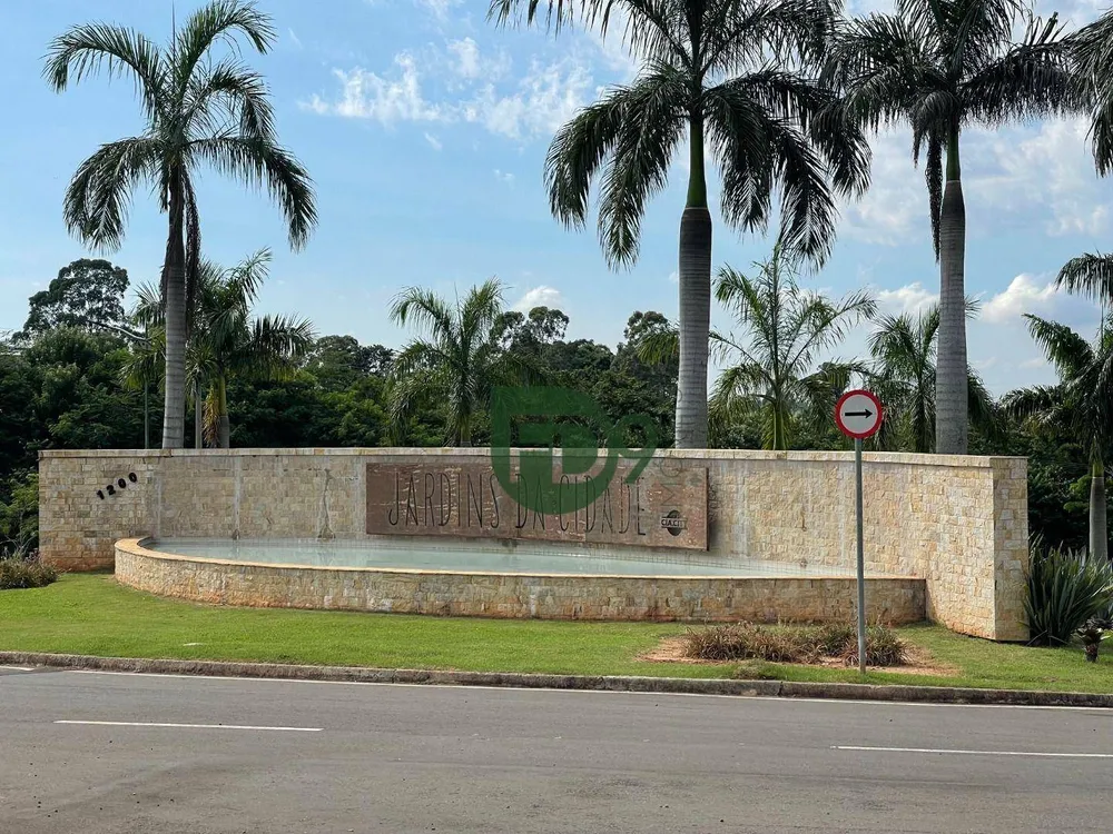 Loteamento e Condomínio, 1121 m² - Foto 1