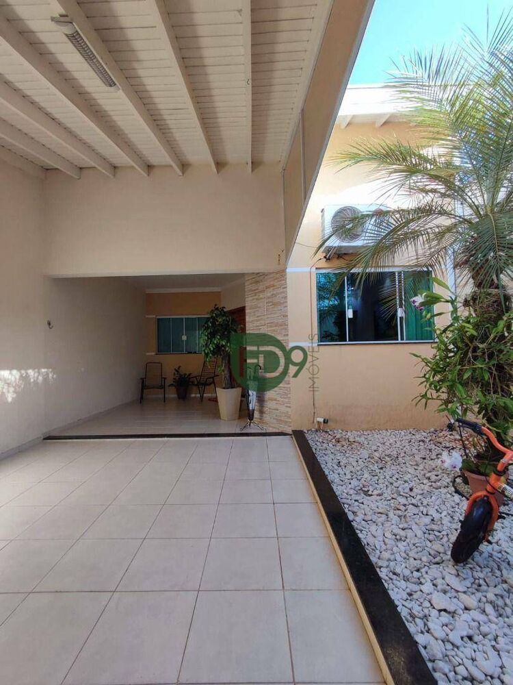 Casa, 3 quartos, 105 m² - Foto 2