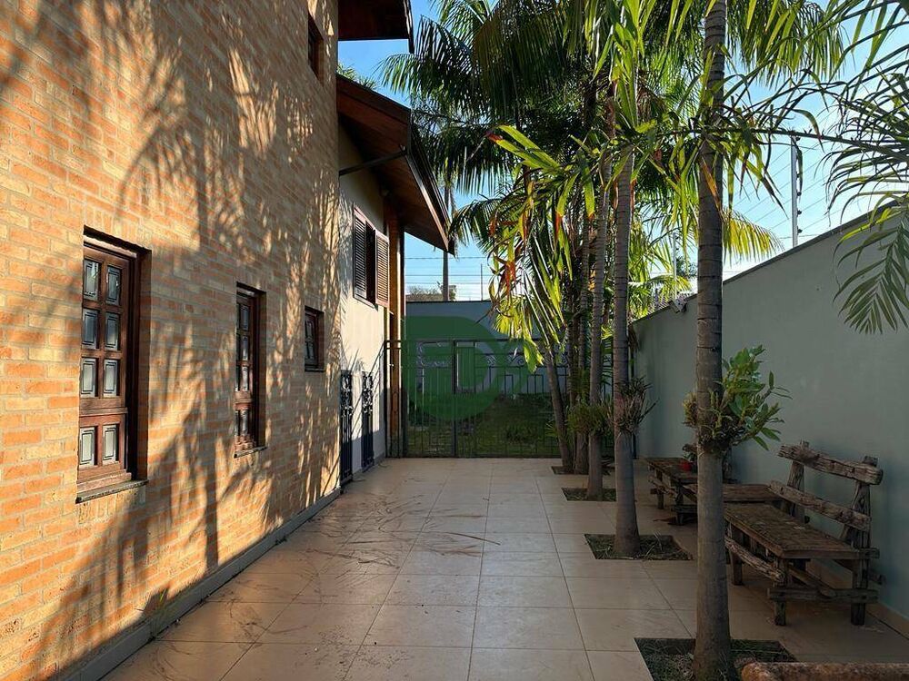 Casa, 3 quartos, 310 m² - Foto 1