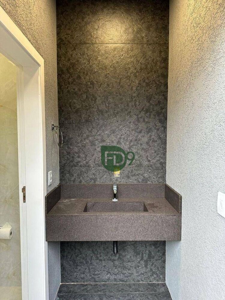 Casa à venda com 3 quartos, 196m² - Foto 4