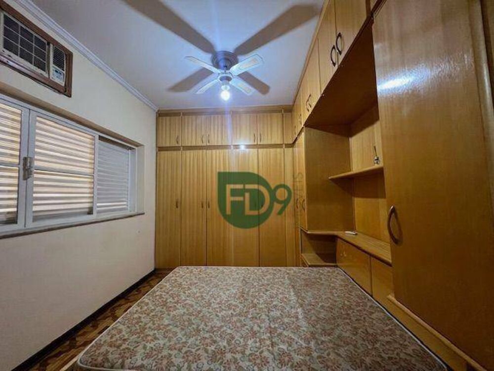 Casa, 3 quartos, 200 m² - Foto 13
