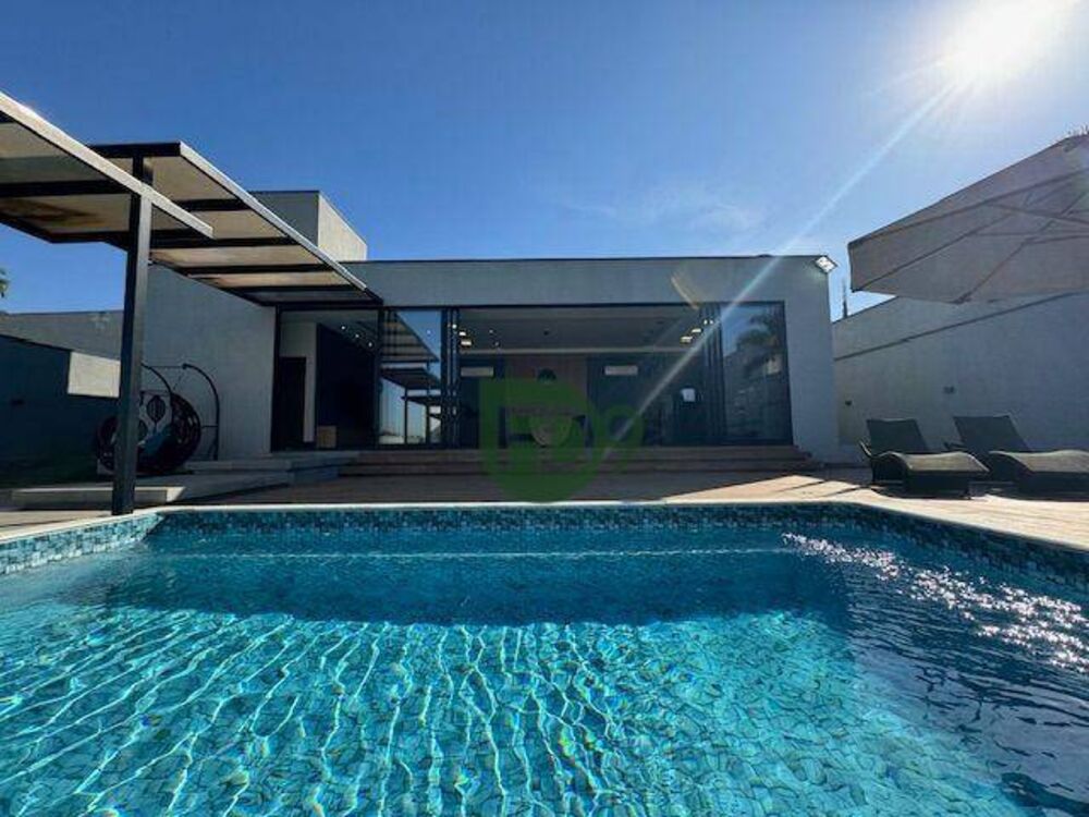 Casa de Condomínio à venda com 3 quartos, 360m² - Foto 2