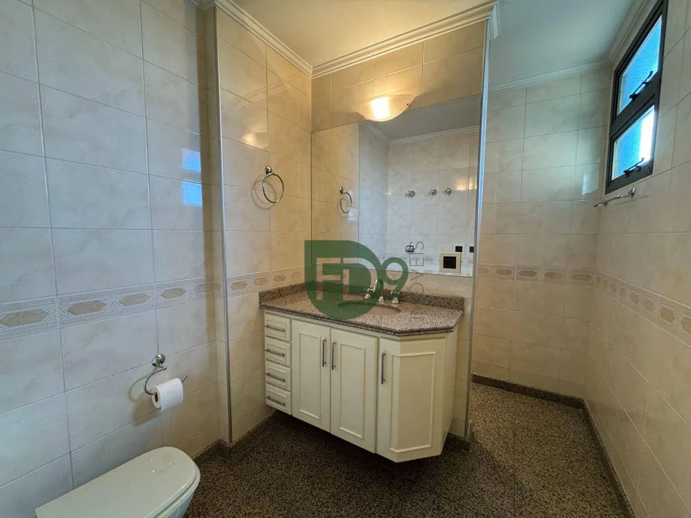 Apartamento, 3 quartos, 250 m² - Foto 2