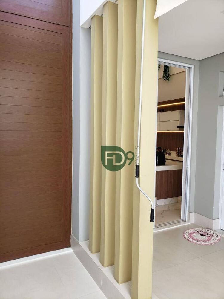 Casa, 3 quartos, 247 m² - Foto 4