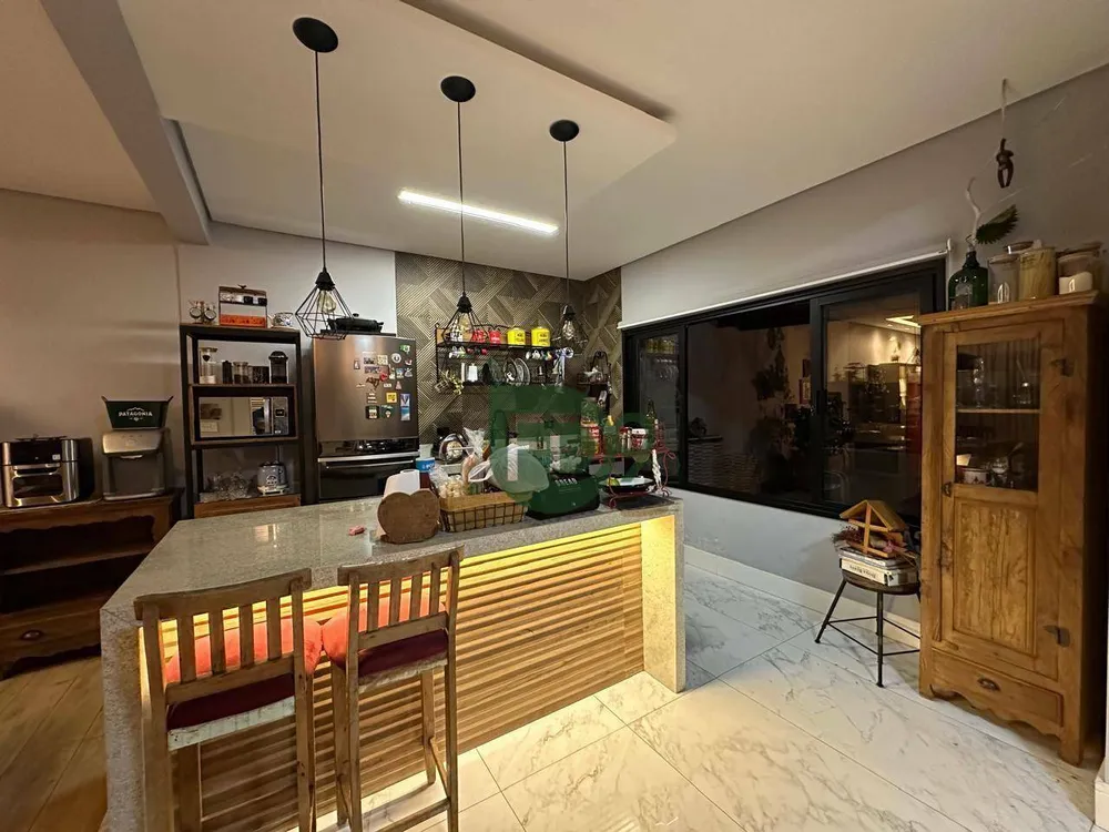 Casa, 3 quartos, 182 m² - Foto 2