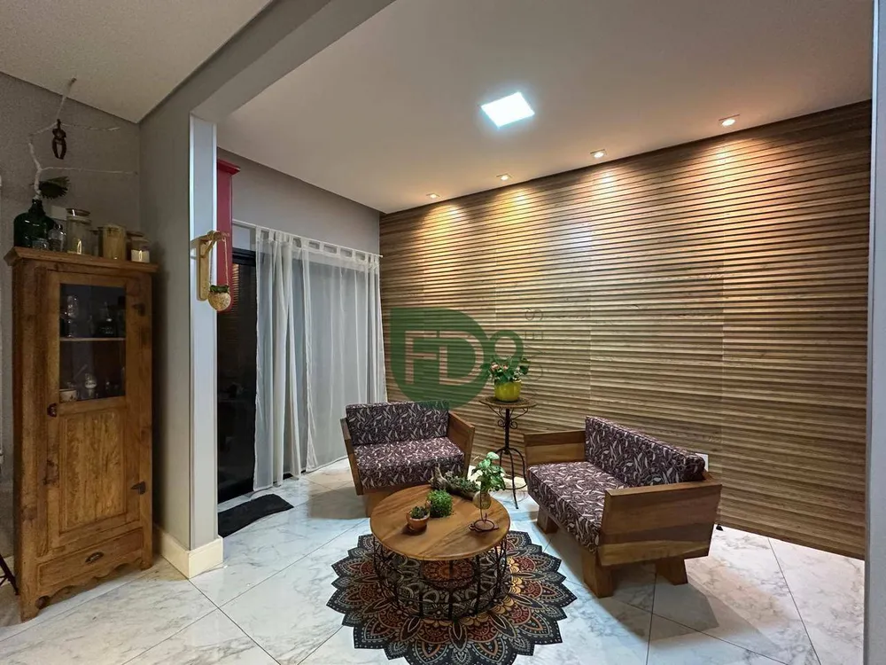 Casa, 3 quartos, 182 m² - Foto 1