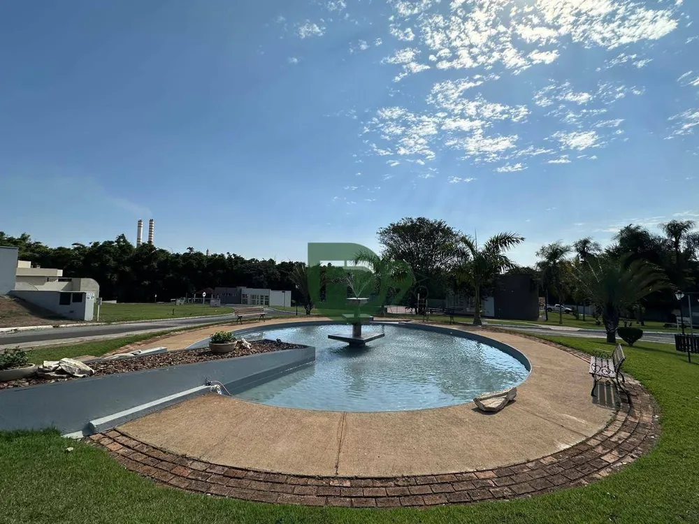 Loteamento e Condomínio, 300 m² - Foto 1