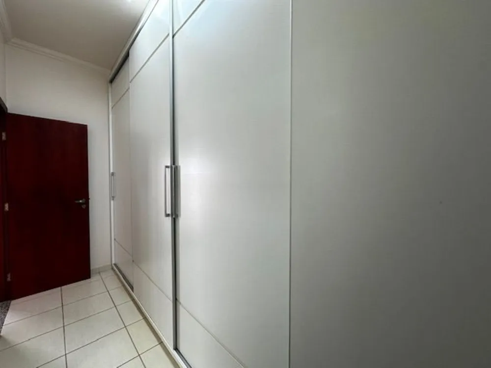Casa, 3 quartos, 317 m² - Foto 3