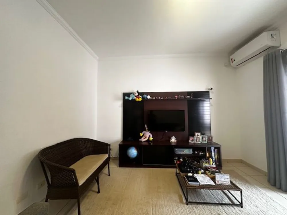 Casa, 3 quartos, 317 m² - Foto 1