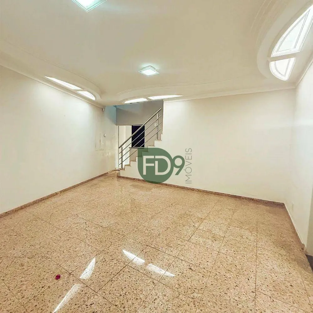 Casa, 3 quartos, 361 m² - Foto 2