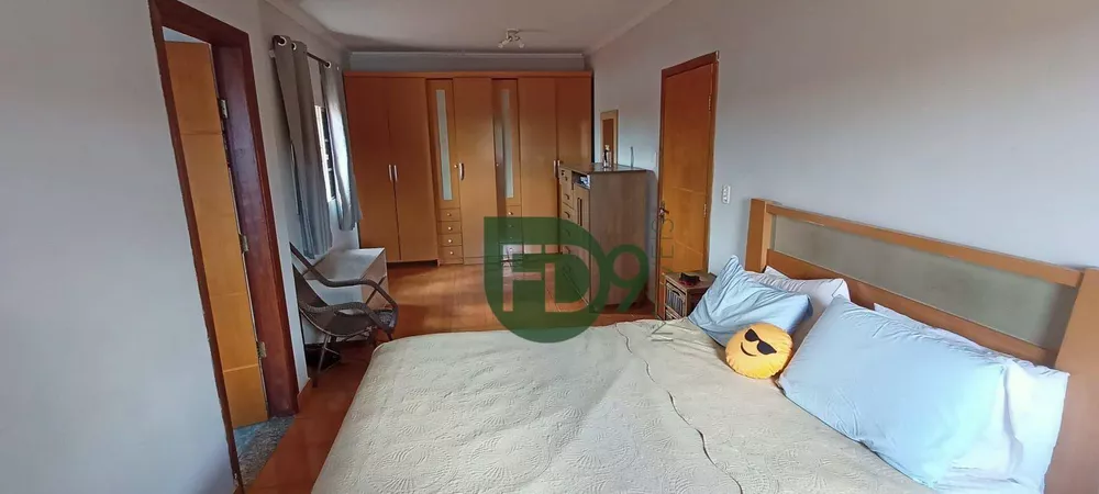 Casa à venda com 3 quartos, 213m² - Foto 5