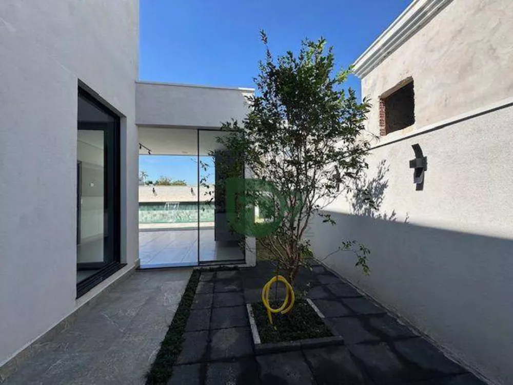 Casa de Condomínio à venda com 3 quartos, 253m² - Foto 2