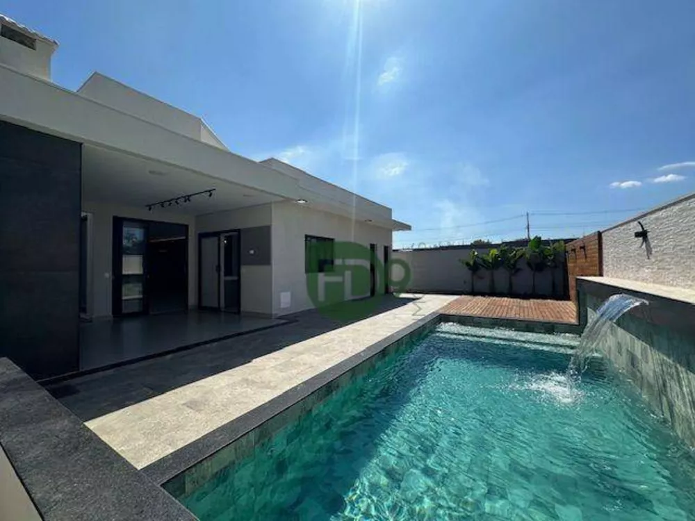 Casa de Condomínio à venda com 3 quartos, 253m² - Foto 1