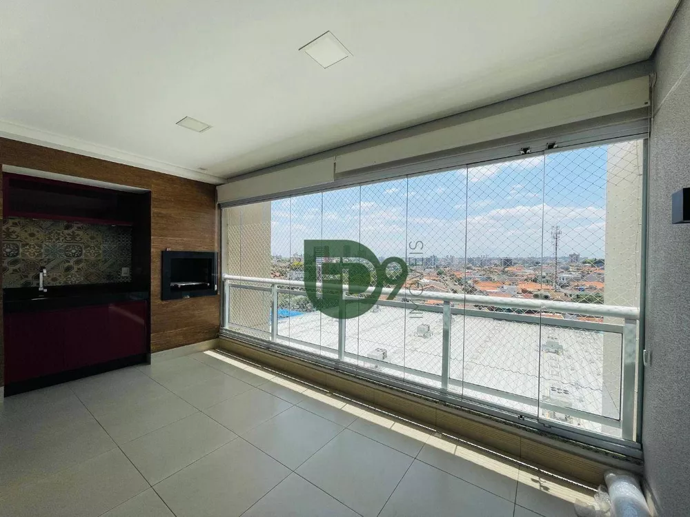 Apartamento à venda com 3 quartos, 121m² - Foto 1