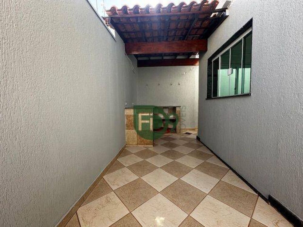 Casa, 4 quartos, 330 m² - Foto 1
