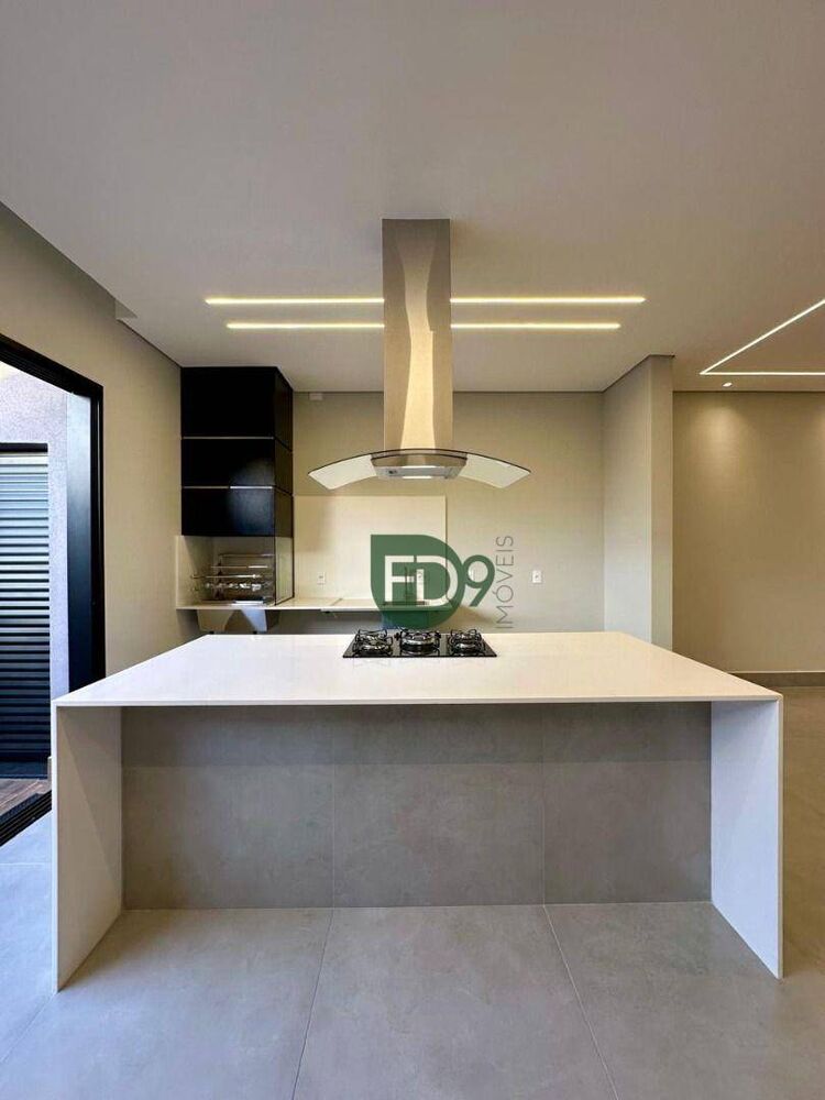 Casa à venda com 3 quartos, 220m² - Foto 6