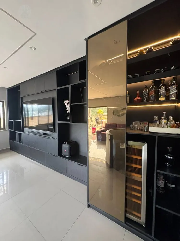 Apartamento, 2 quartos, 216 m² - Foto 1