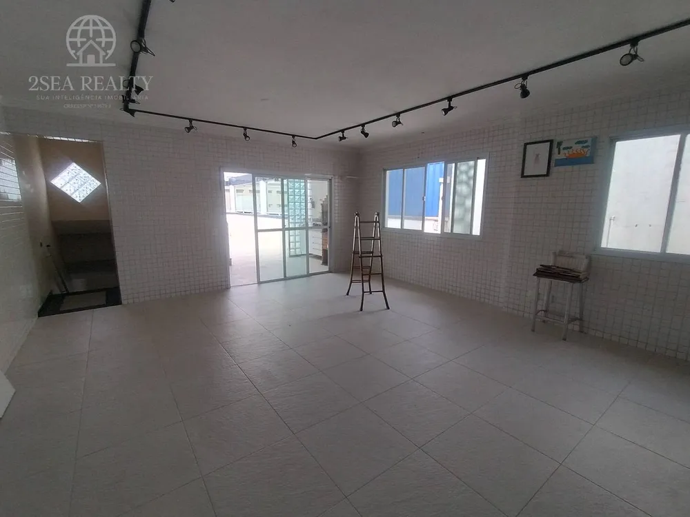 Casa, 5 quartos, 327 m² - Foto 1