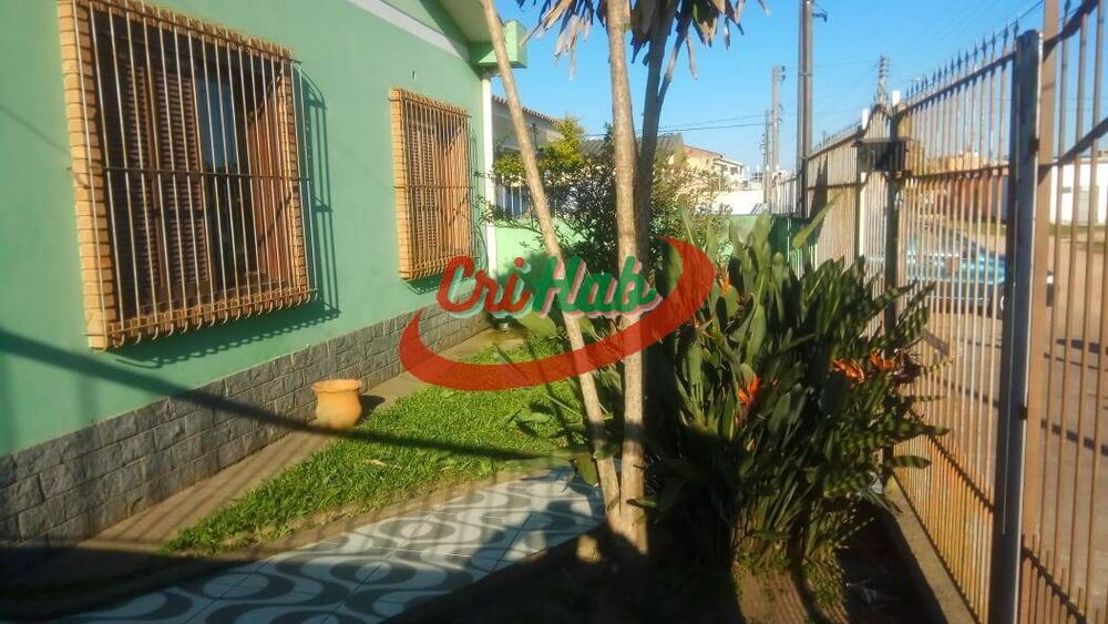 Casa à venda com 4 quartos, 170m² - Foto 1