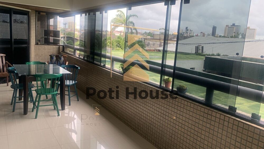 Apartamento à venda com 3 quartos, 307m² - Foto 2
