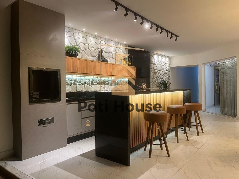 Casa, 5 quartos, 200 m² - Foto 2