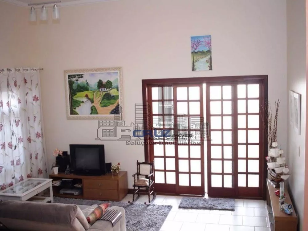 Casa, 4 quartos, 270 m² - Foto 7