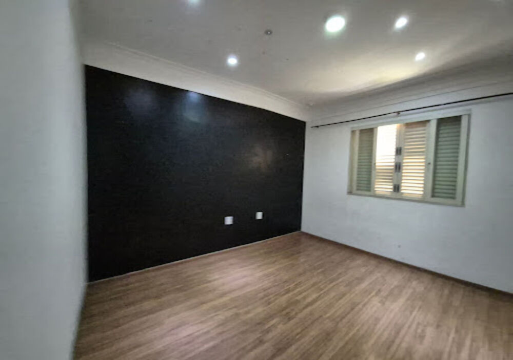Casa, 4 quartos, 290 m² - Foto 4