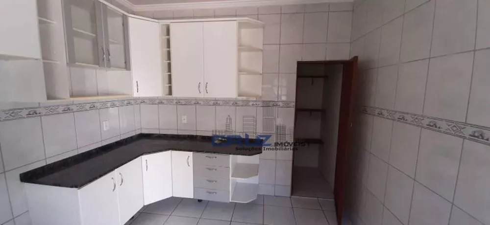 Casa à venda com 3 quartos, 188m² - Foto 6