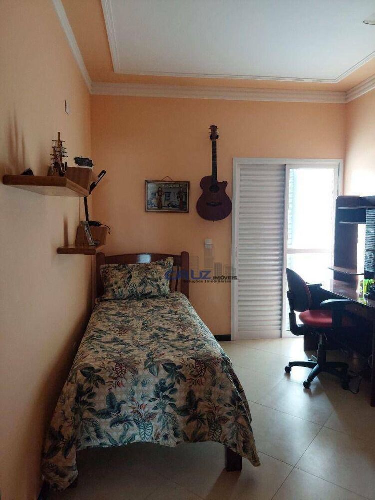 Sobrado, 3 quartos, 199 m² - Foto 1