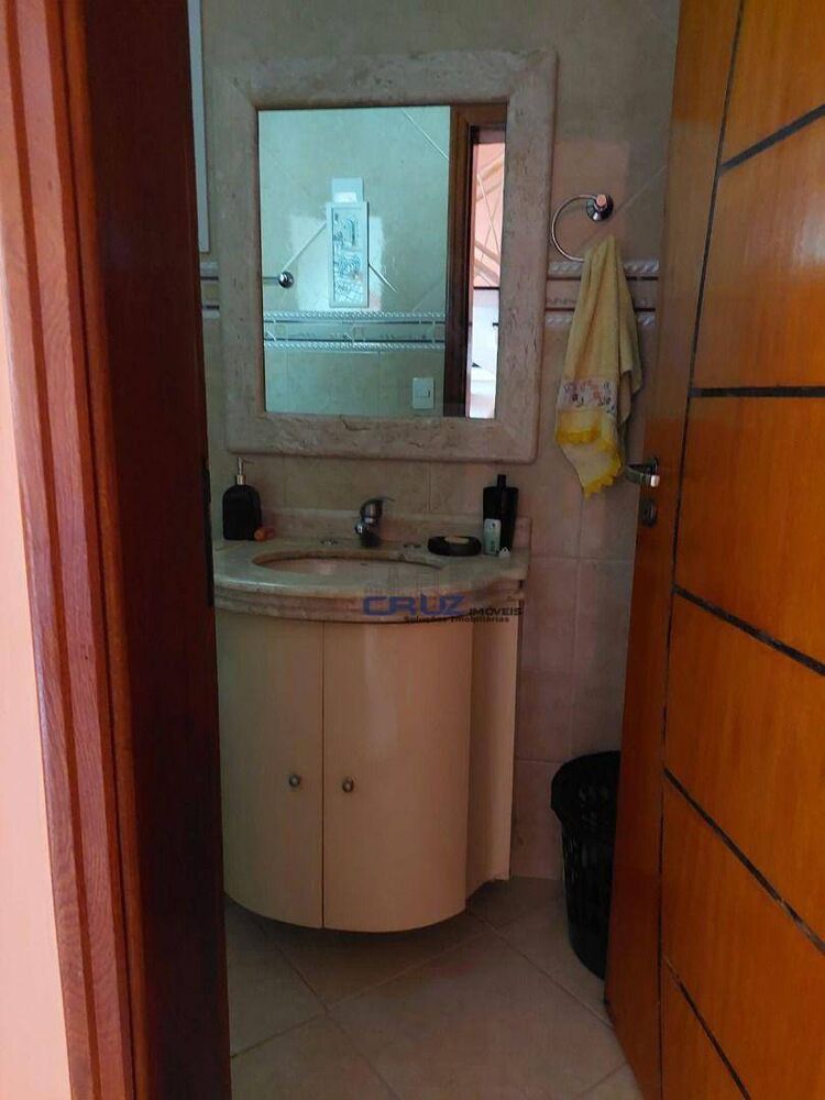 Sobrado, 3 quartos, 199 m² - Foto 2