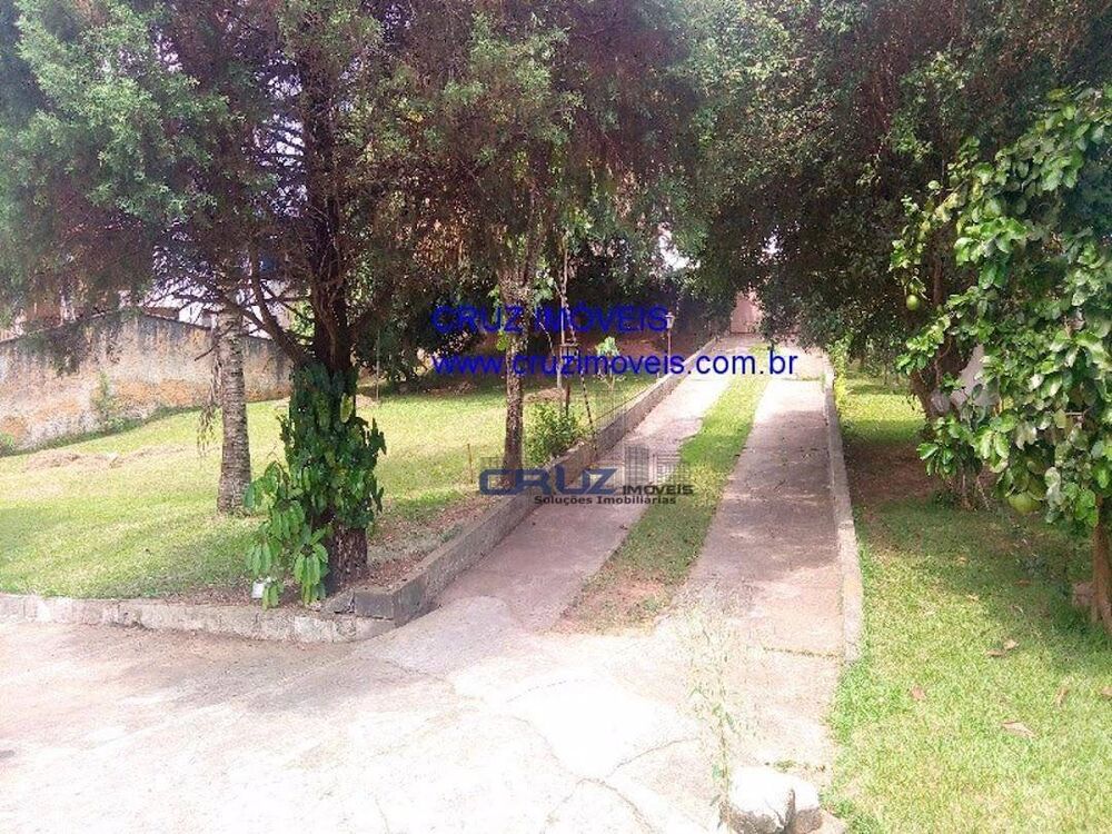 Chácara, 3 quartos, 2825 m² - Foto 1