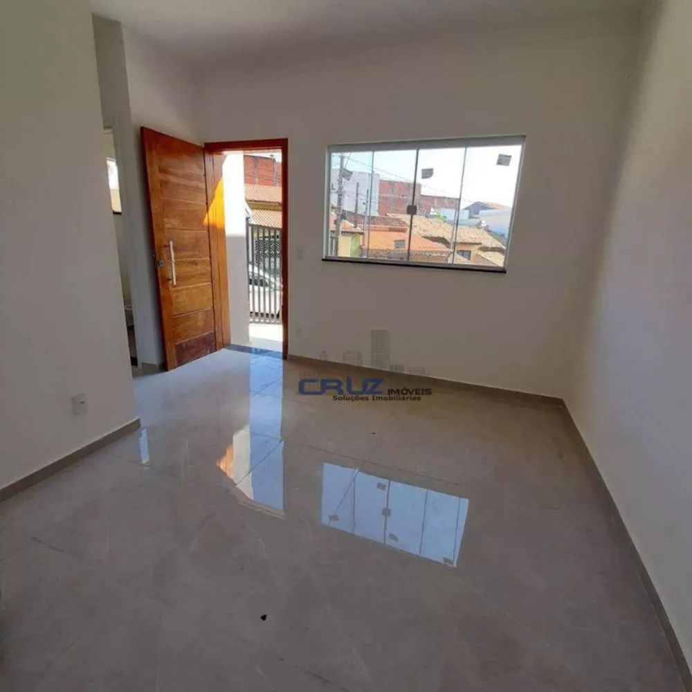 Casa à venda com 2 quartos, 63m² - Foto 1