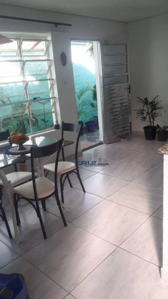 Casa à venda com 1 quarto, 100m² - Foto 5