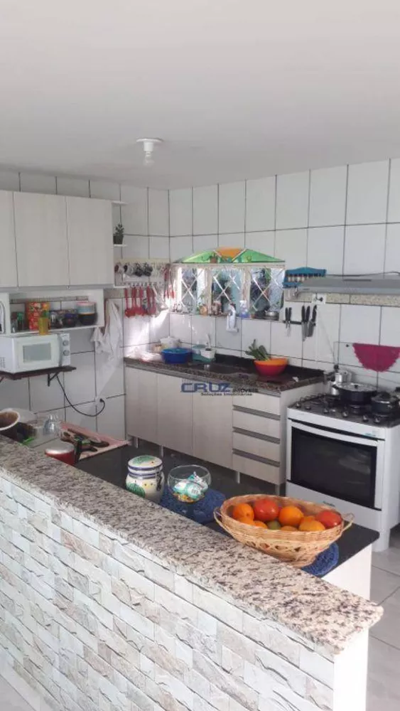 Casa à venda com 1 quarto, 100m² - Foto 1