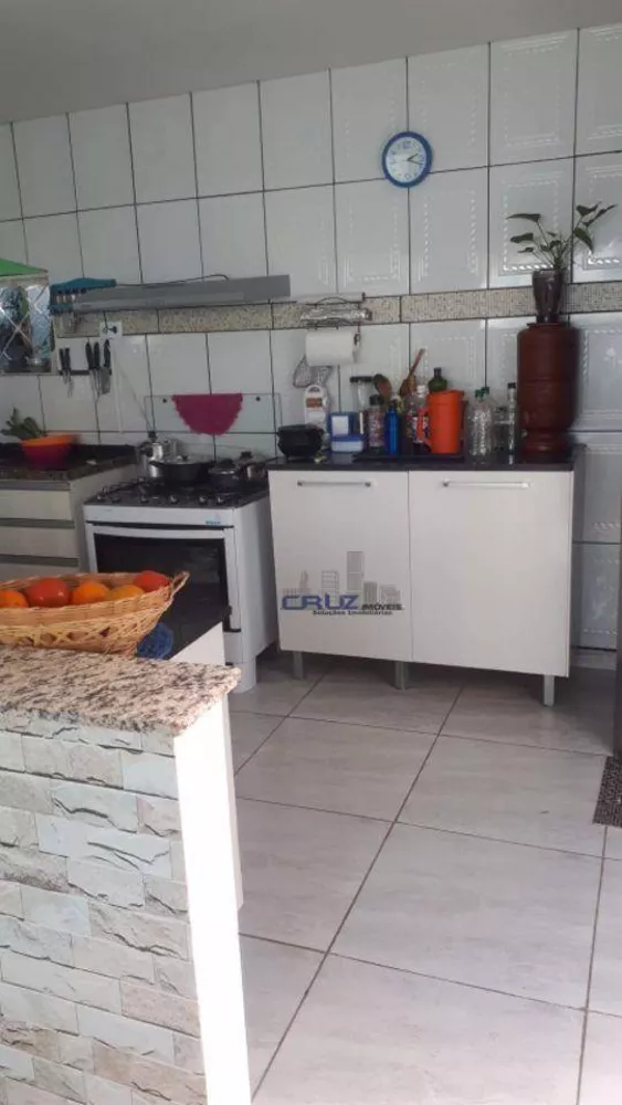 Casa à venda com 1 quarto, 100m² - Foto 8