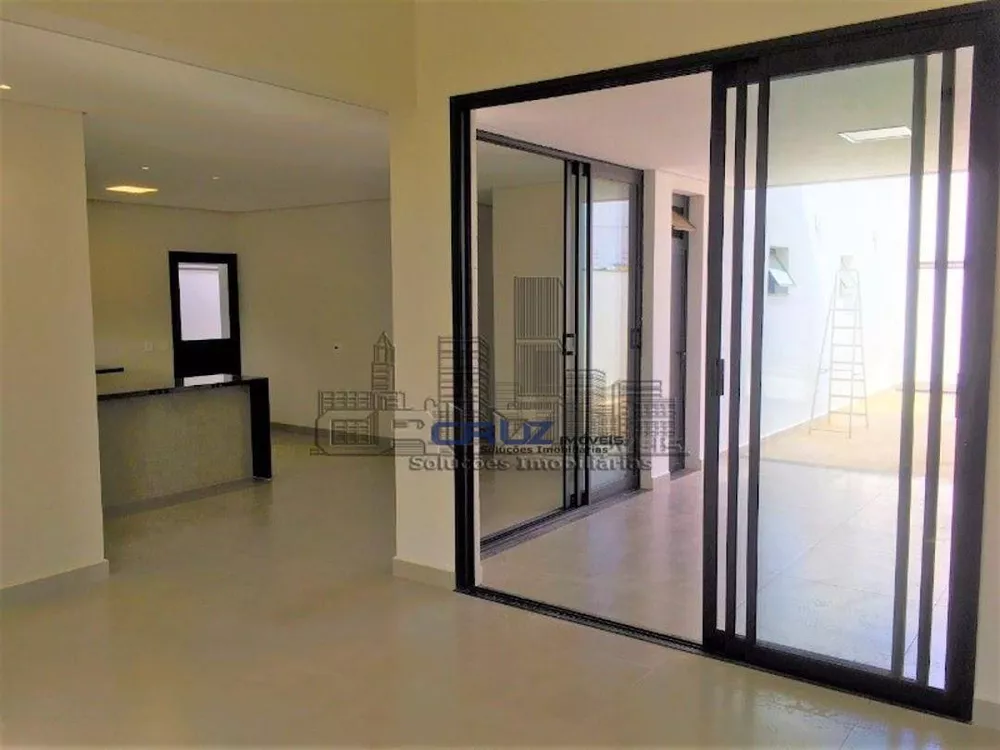 Casa à venda com 3 quartos, 166m² - Foto 7