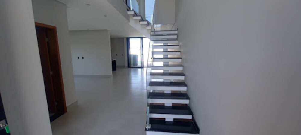 Casa, 3 quartos, 225 m² - Foto 1