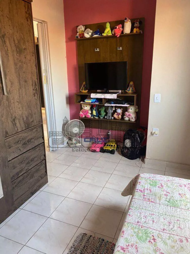 Casa à venda com 3 quartos, 225m² - Foto 19