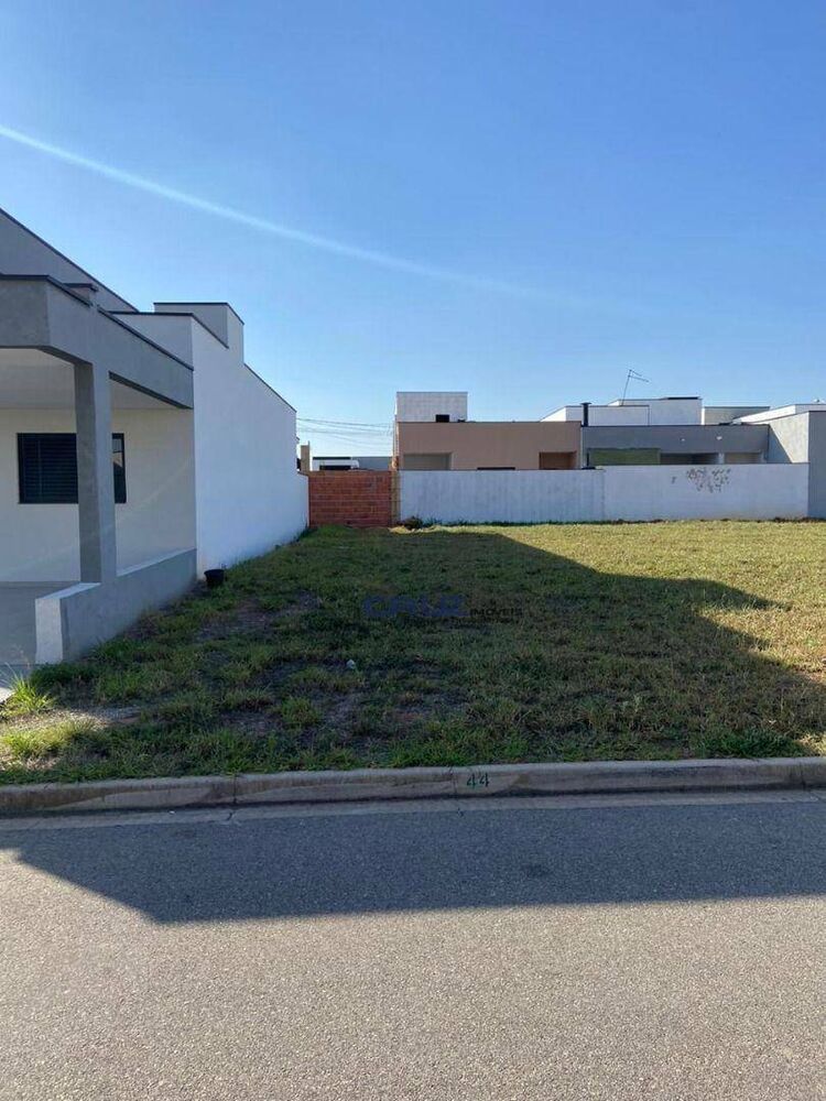Loteamento e Condomínio, 150 m² - Foto 1