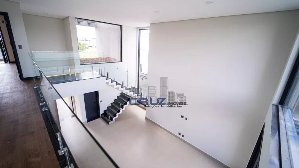 Sobrado à venda com 3 quartos, 318m² - Foto 3