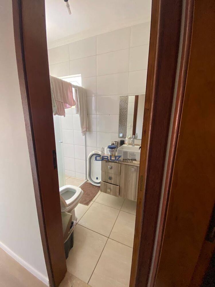 Casa à venda com 2 quartos, 130m² - Foto 8