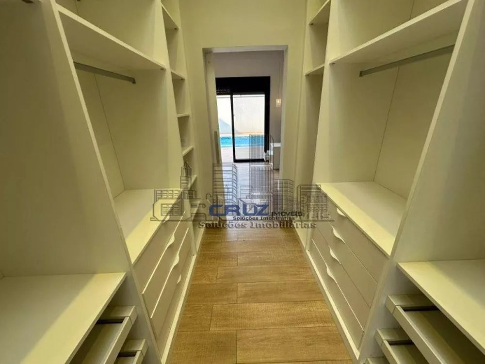 Casa à venda com 3 quartos, 250m² - Foto 7