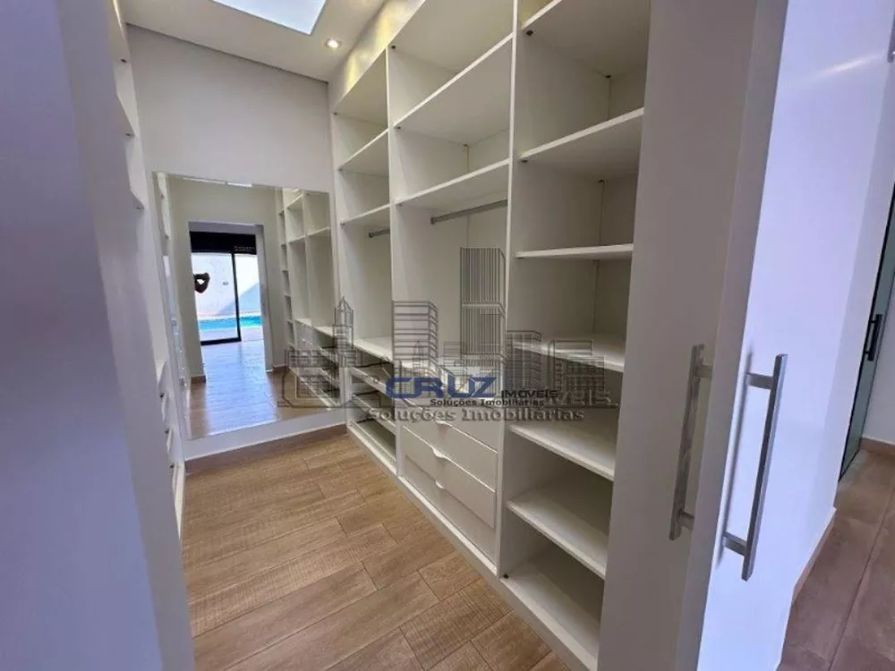 Casa à venda com 3 quartos, 250m² - Foto 9