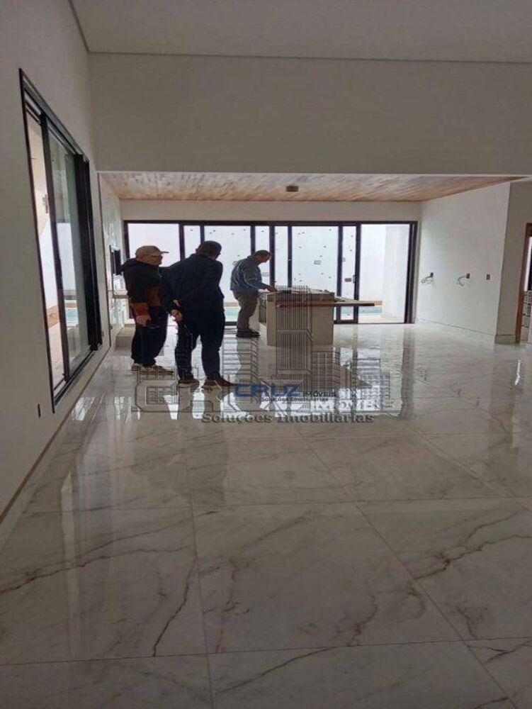 Casa à venda com 3 quartos, 200m² - Foto 3