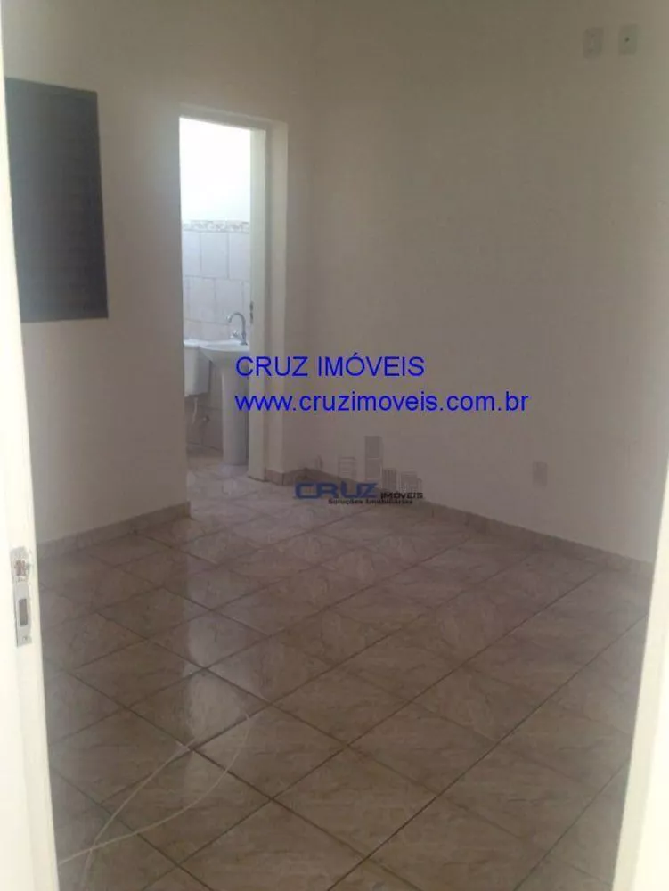 Casa à venda com 2 quartos, 120m² - Foto 11