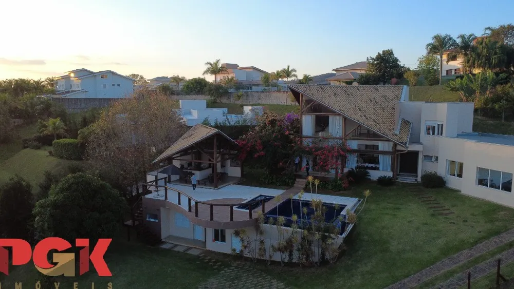 Casa, 5 quartos, 600 m² - Foto 1