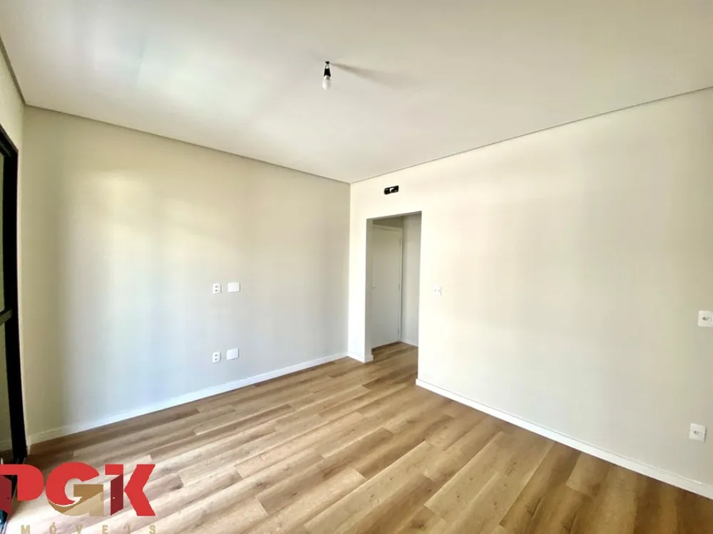 Casa, 3 quartos, 250 m² - Foto 6