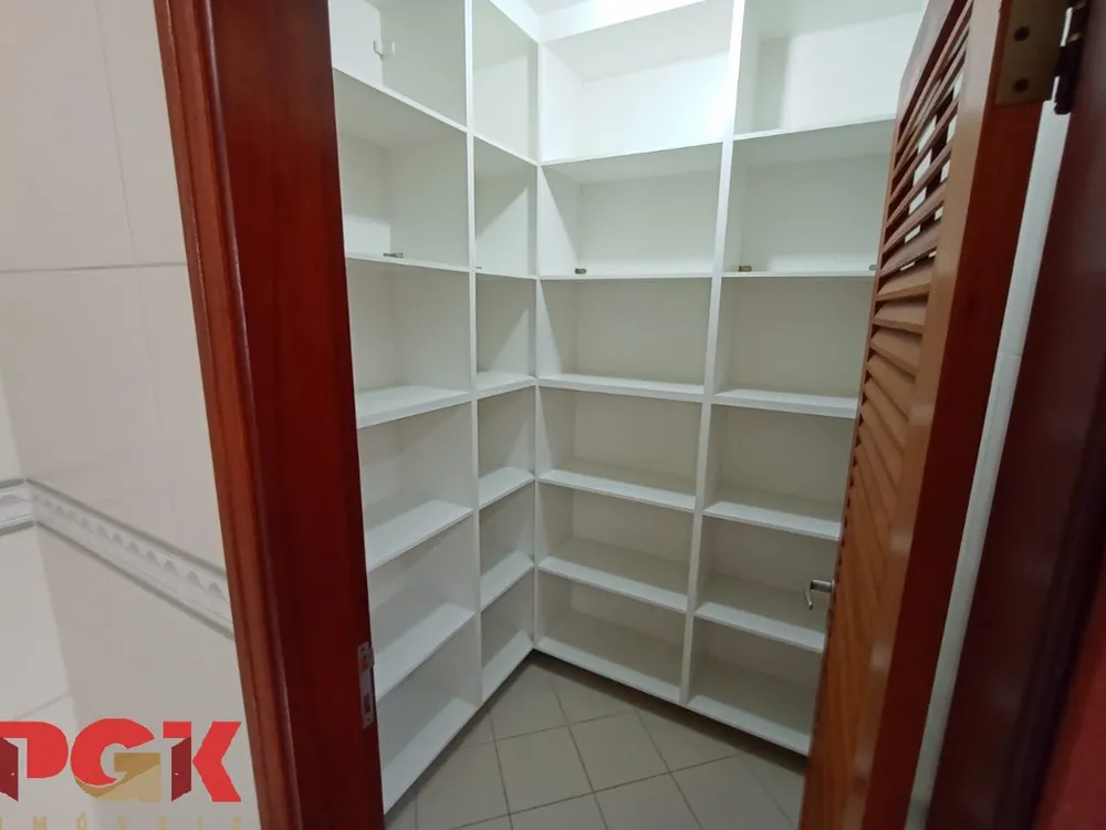 Casa, 3 quartos, 317 m² - Foto 9